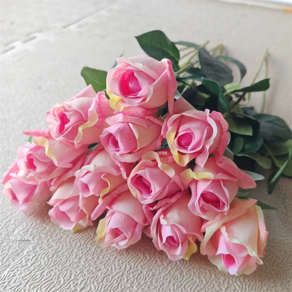 12pcs 리얼 터치 인공 꽃 흰색 장미 새싹 웨딩 신부 꽃다발 정원 장식 가짜 꽃 시뮬레이션 장미 지점