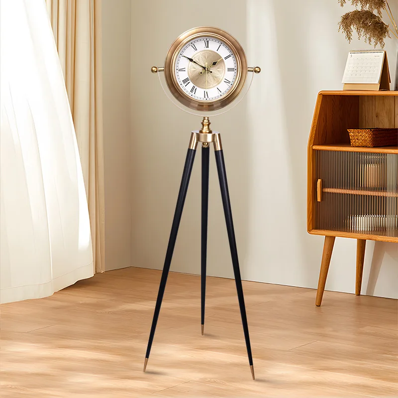 

Living room floor clock American tripod European retro villa clock