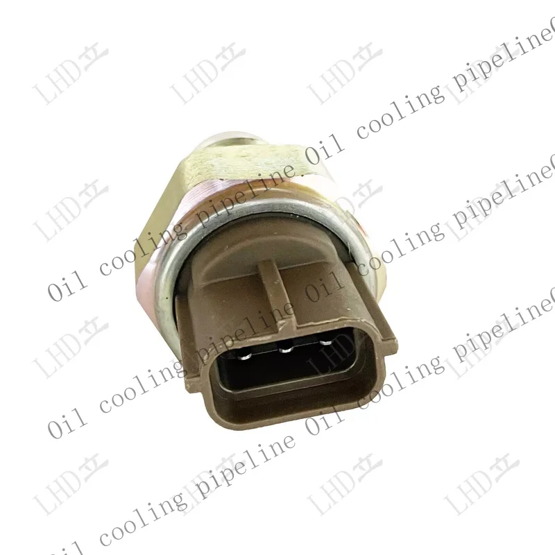 A+ Fuel Pressure Sensor RE523811 For John Deere 6110M 6120M 8130 8225R 8230