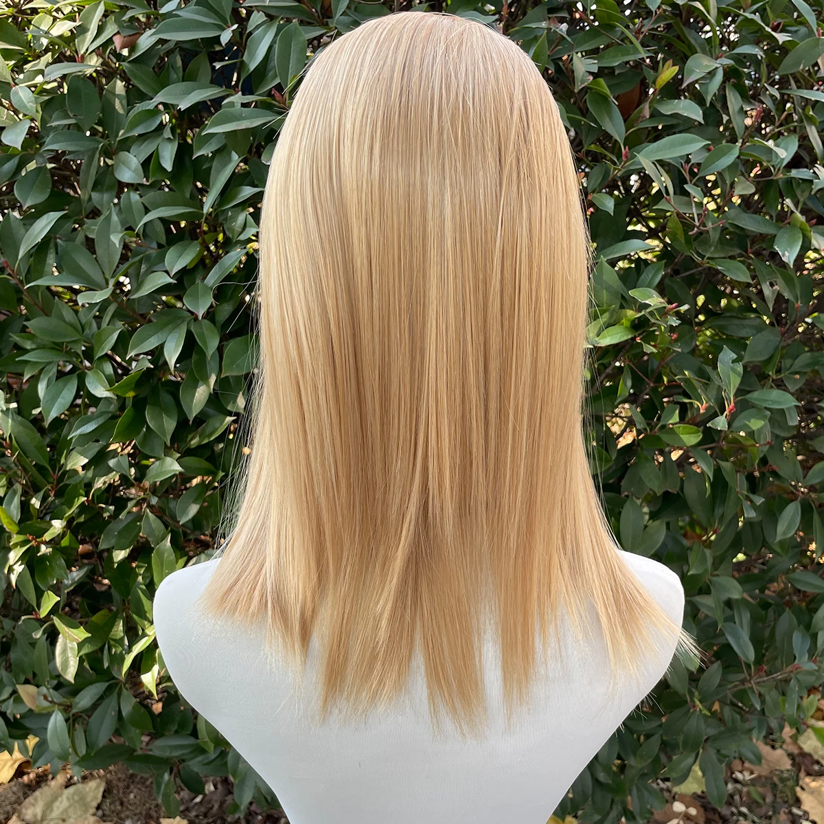 Thumbnail 4 - #59 Cheap Middle Part Lace Wigs Worth Buying