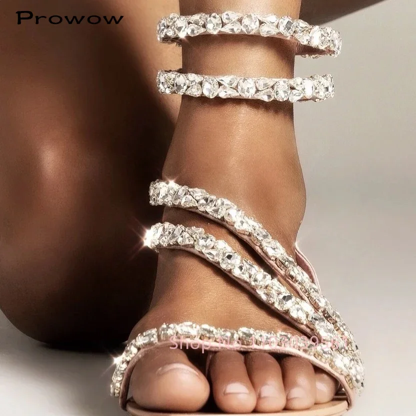 

Абрикосовые черные блестящие летние сандалии на плоской подошве со стразами и перекрестным ремешком на каблуке с молнией сзади, летние сандалии для девочек, пляжная обувь для отдыха