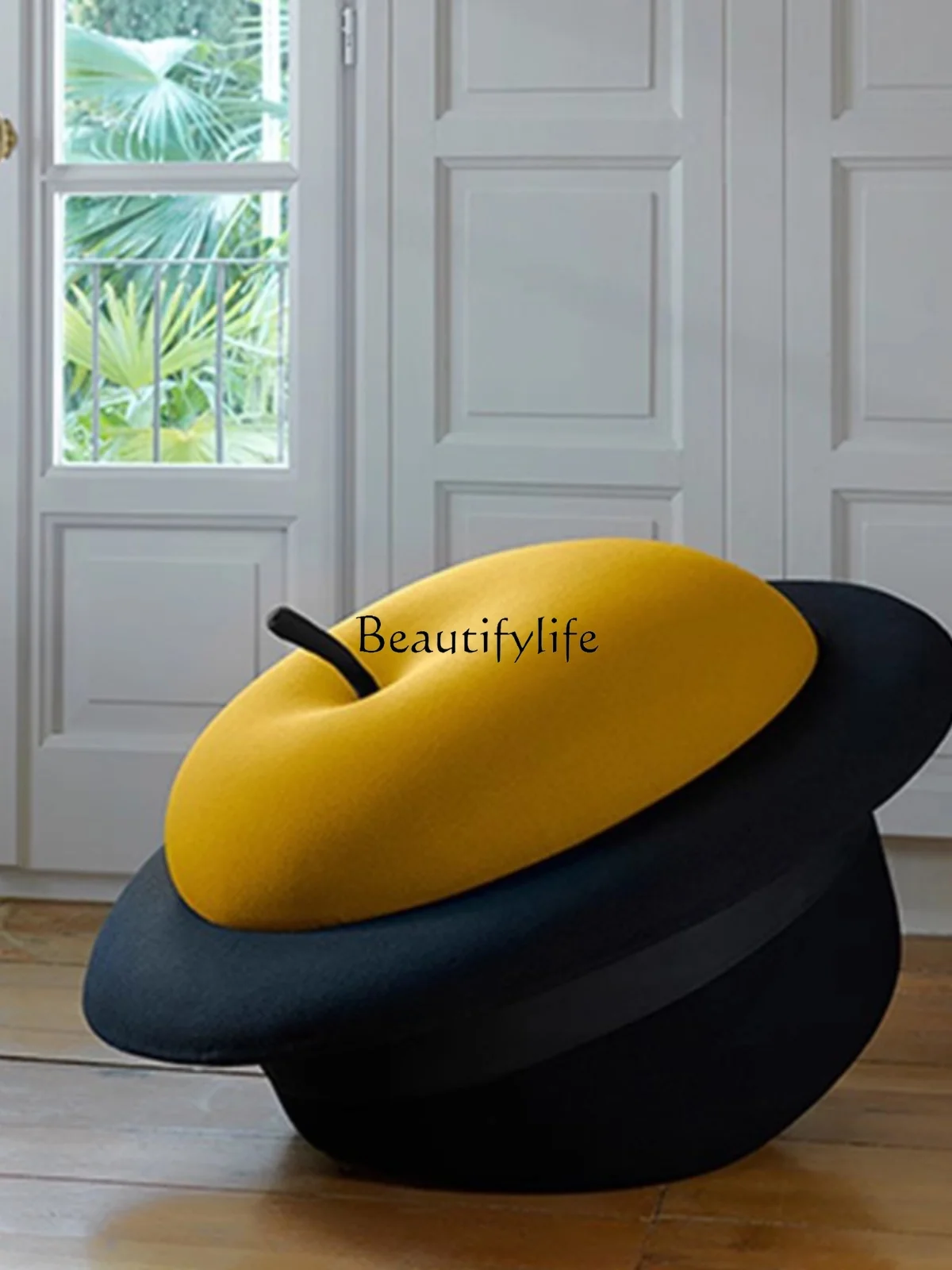 Italian Modern Design Apple Hat Style Leisure Chair