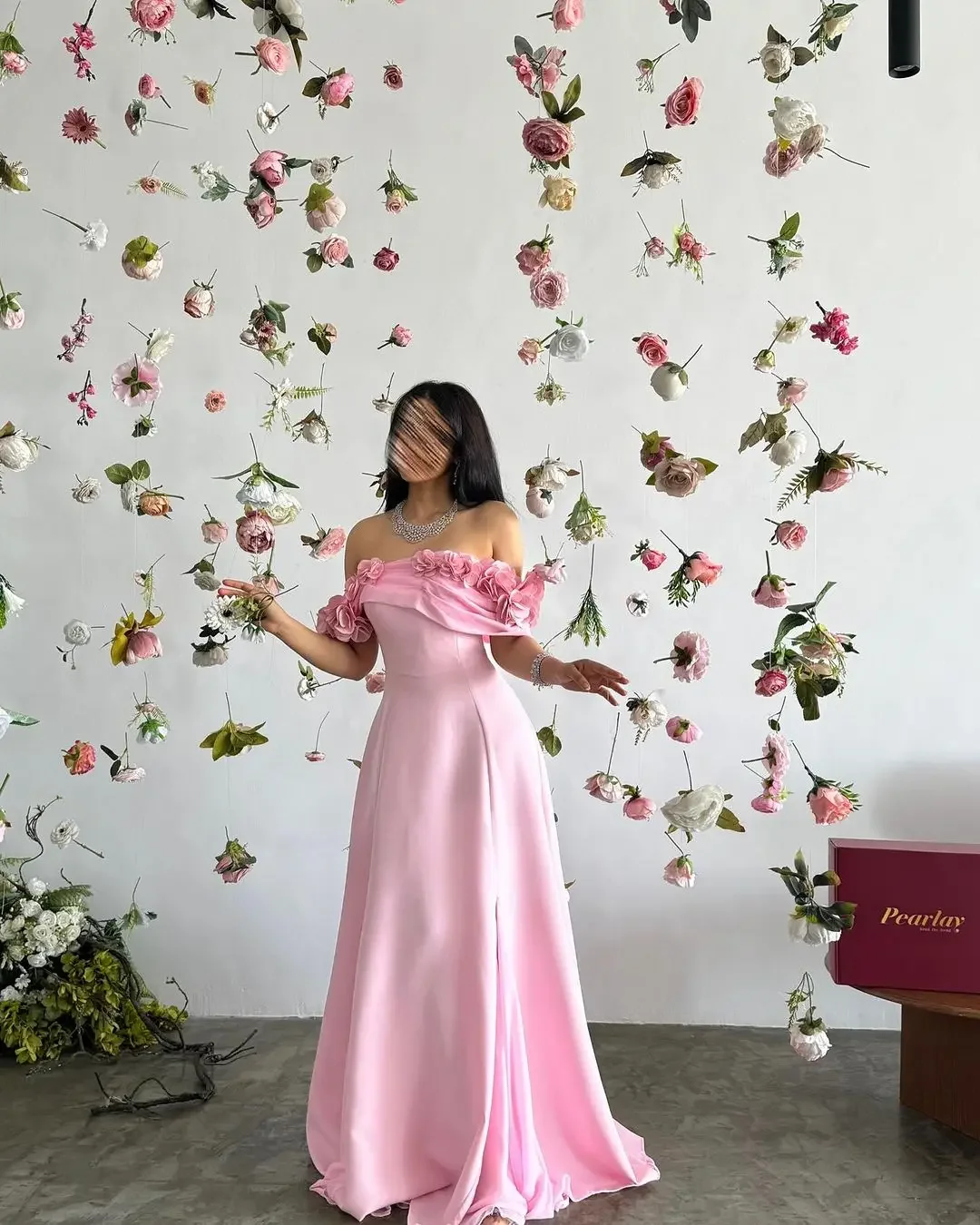 Customized Sexy Pink Off The Shoulder Evening Dresses Pleated Flowers Prom Dresses Backless Floor Length Party Dresses for Speci