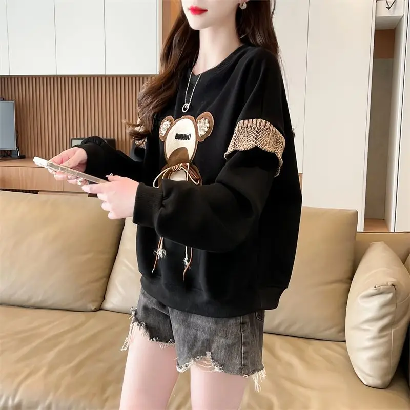 Rode Dames Sweatshirts Baggy Esthetische Designer Sweatshirt Y2k Stijl Essentiële Goedkope Emo Kleine Beer Vrouwelijke Trui Top Los