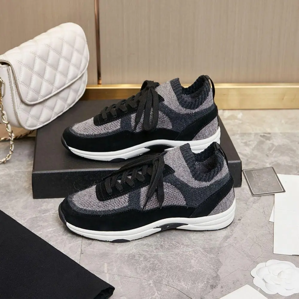 Spring Summer Lightweight Men Women Skateboard Shoes Breathable Canvas Casual Skate Sneakers Simple Solid Color Couple Board Shoes Wear Resistant Rubber Sole Student Street Walking Casual Shoes Multi Sizes Available