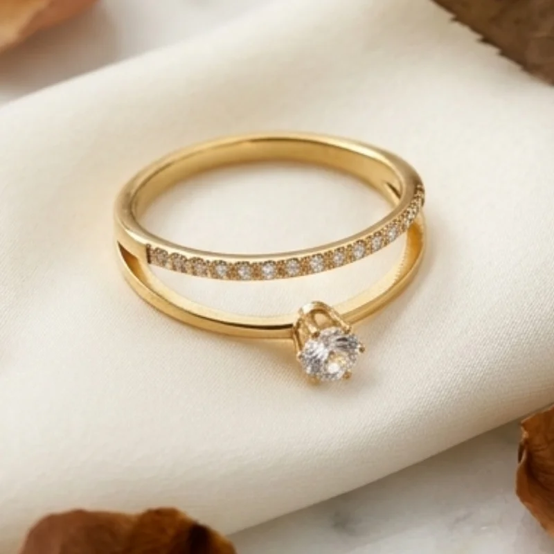 1 Piece of Stainless Steel Ring Plated with 18K Gold, Featuring Double-Layer Hollow Design and Imitation Diamond Pendant, Suitable for Women to Wear Daily for Commuting and Going Out