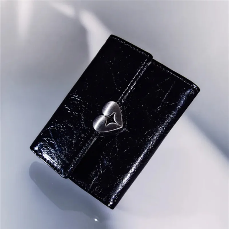 

South Korea Fennec Heart-Shaped Leather Card Holder with Heart Tag Flip Cover ID Card Case Classic Coin Purse