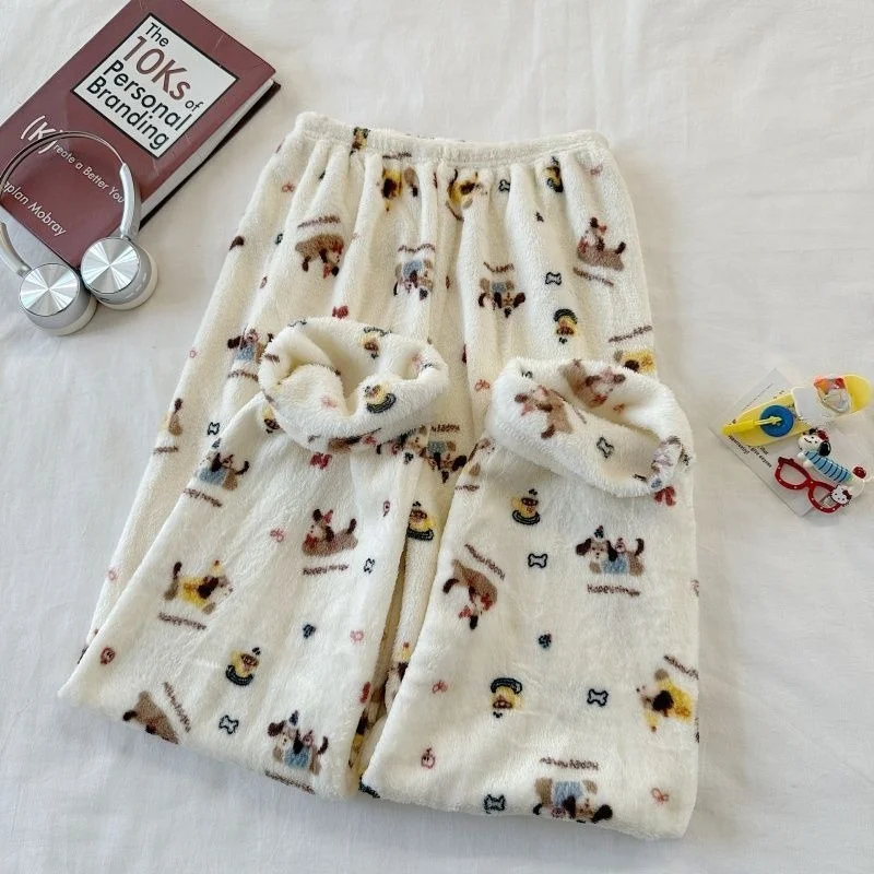 Winter Cartoon Coral Fleece Warm Women's Sleeping Pants, Comfortable and Cute Girls' Home Pants, Loose and Soft Plush Pants