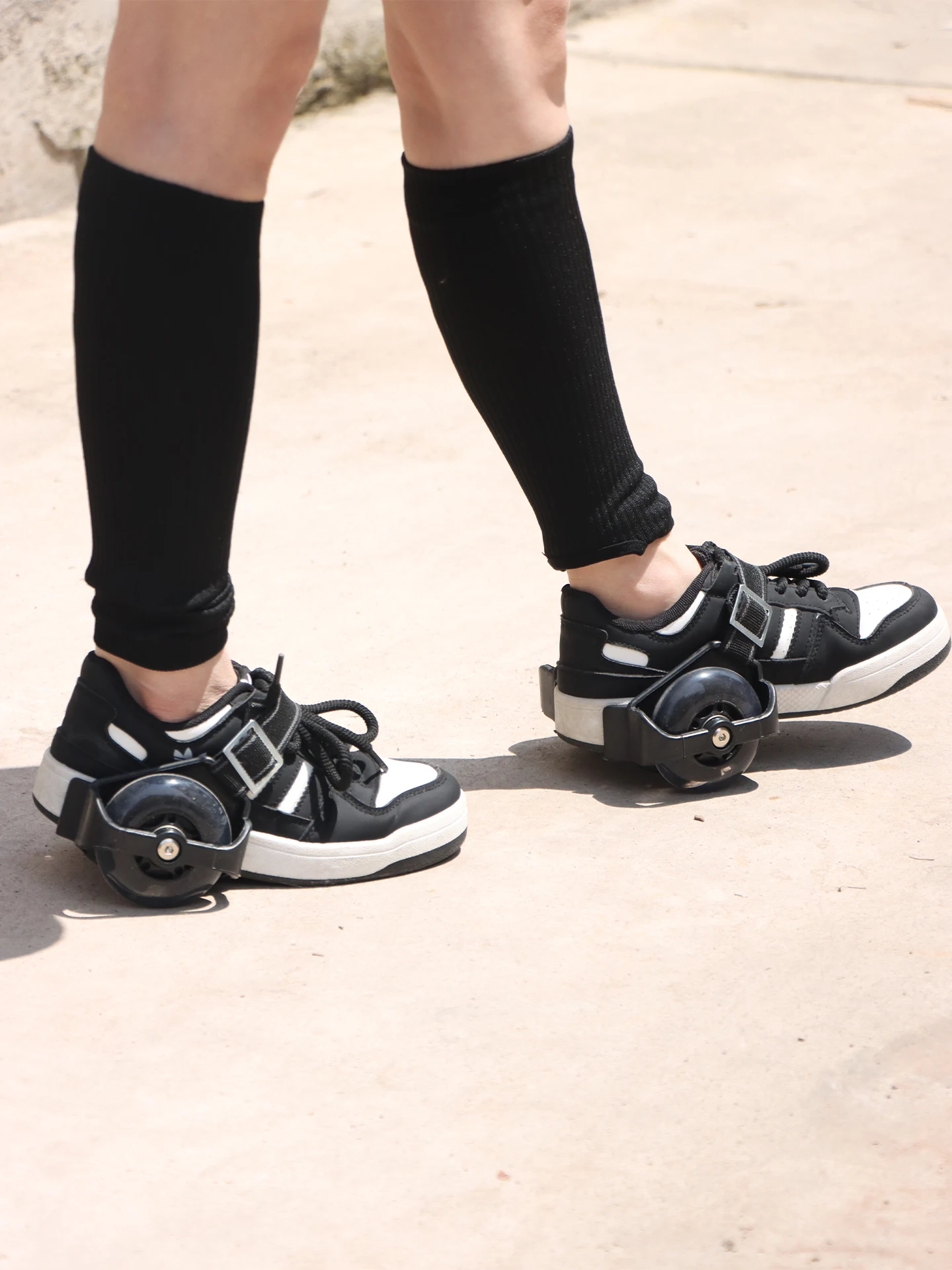 upgraded-starry-wheel-pu-adult-roller-skate-shoes-flashing-heel-portable-roller-blades-children's-walkie-talkie-shoes