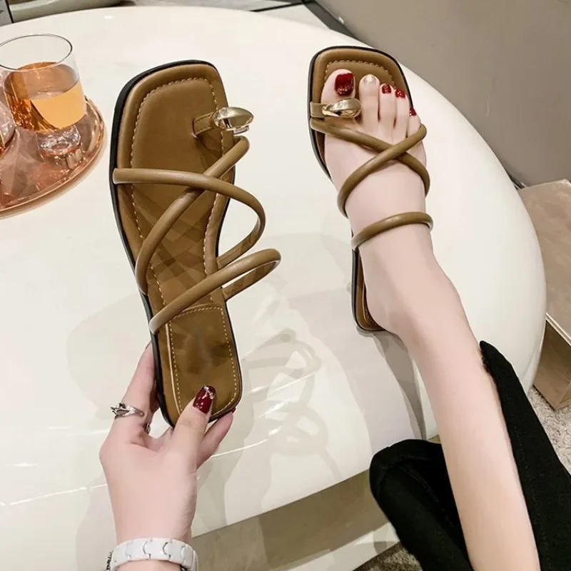 Women Slipper Woman Summer Flat Heel Roman Shoes Low Heels Sandals Footwear 2024 Women's Gladiator Open Toe Beach Ladies