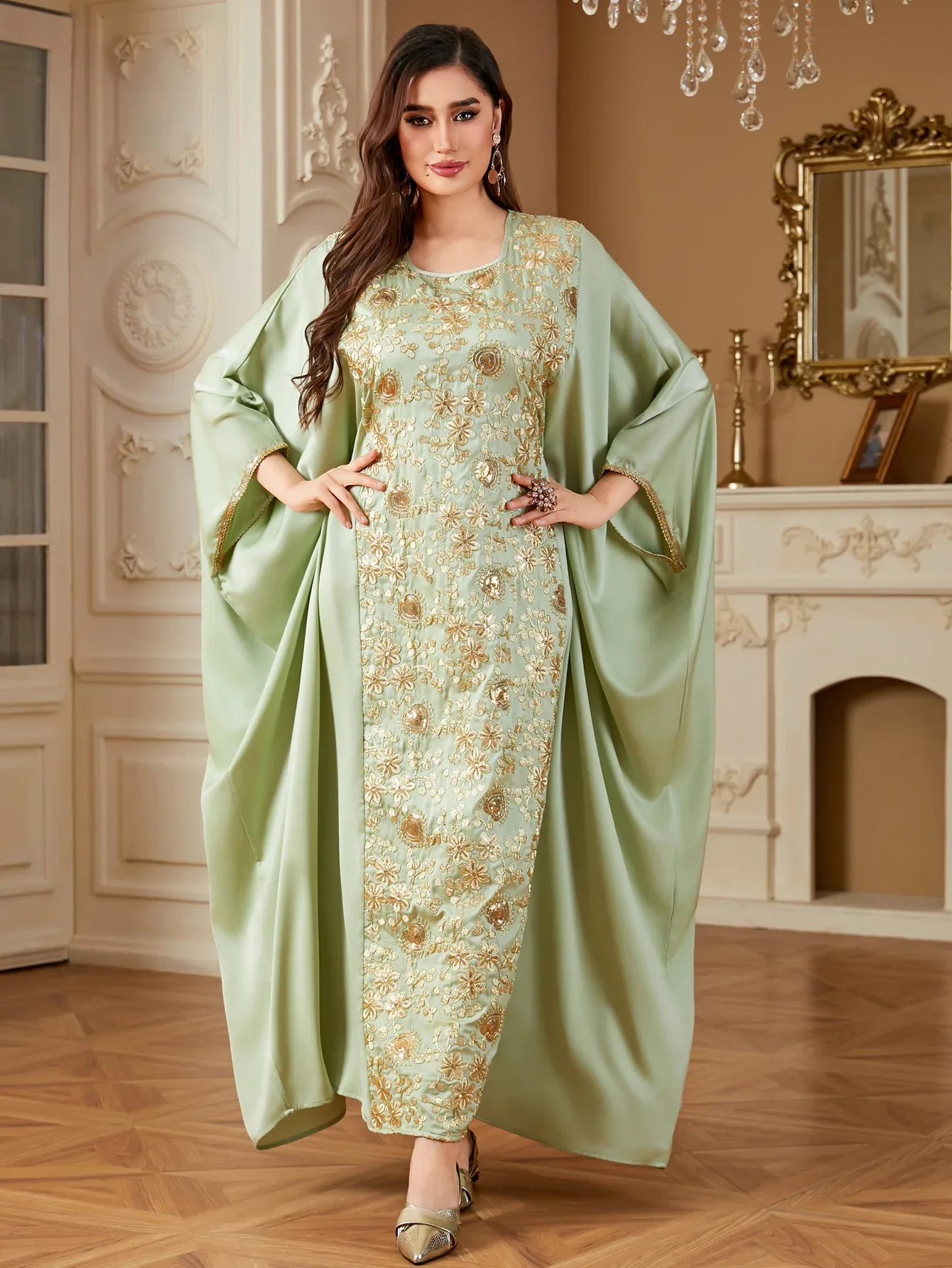 Eid Embroidery Abaya Satin Kaftan Women Muslim Batwing Sleeve Dress Loose Robe Party Gown Ramadan Kebaya Caftan Marocain Femme