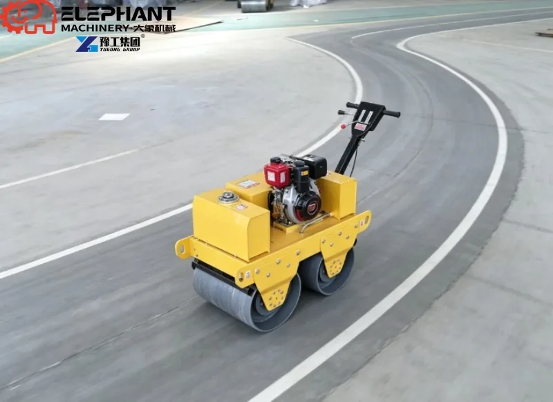 High Quality Double Drum Manual Vibrating Road Roller, 600kg Baby Asphalt Compactor For Small Pavement Work