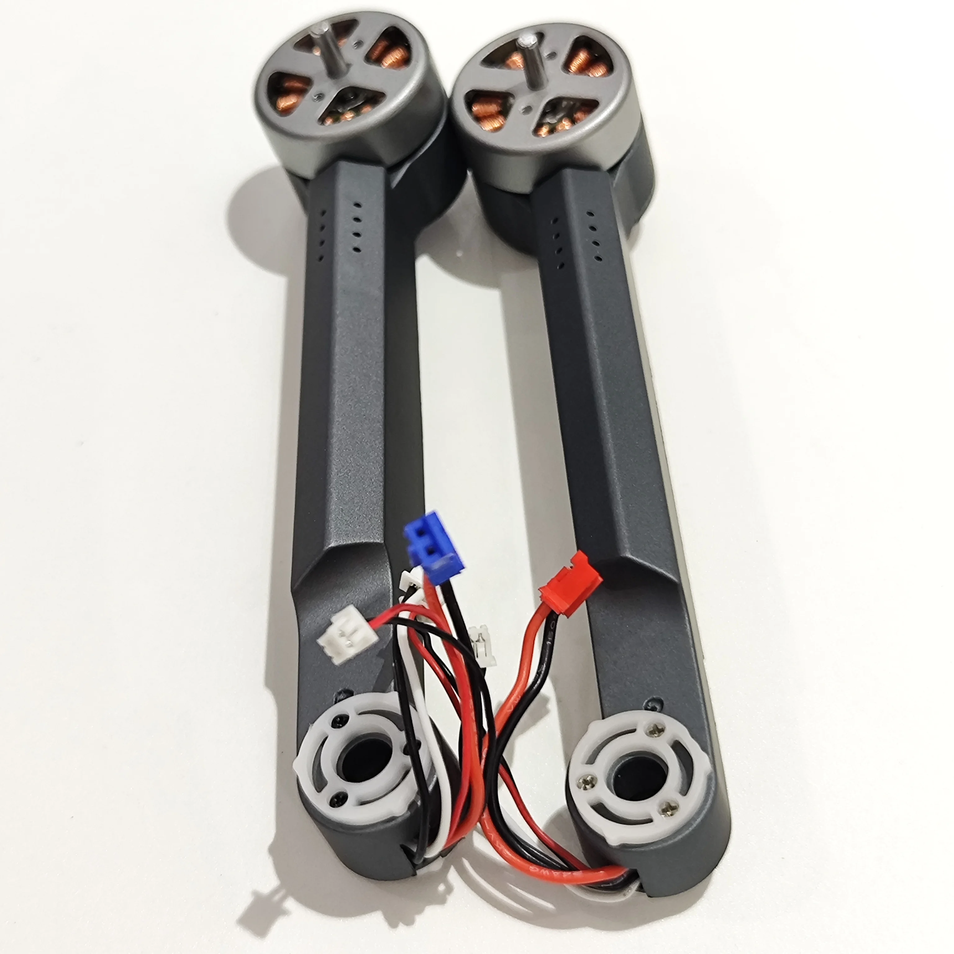 

Brushless Motor Rear Arm A/B 2PCS for KF104/ KF104-MAX-2 Drone KF104MAX2 GPS Foldable RC Quadcopter Drones Arms Replacement Part