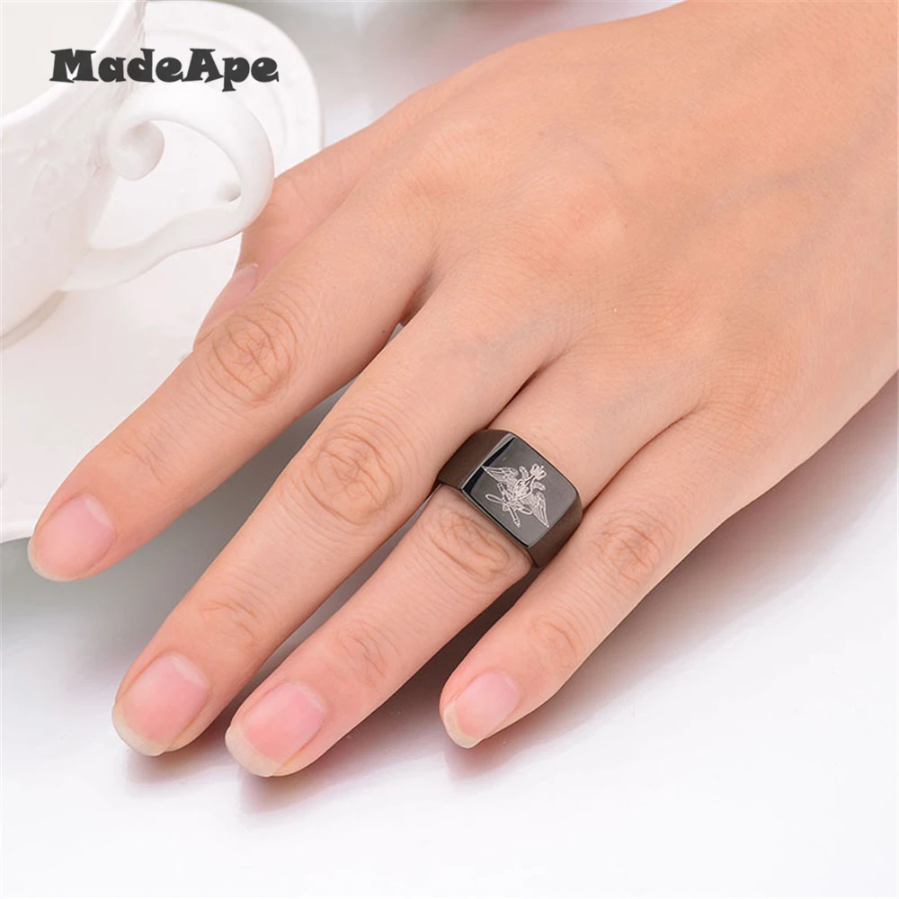 MadApe Classic 316L Stainless Steel Eagle Ring Band Women Men\'s Biker Ring Of Russian Air Force Signet Rings