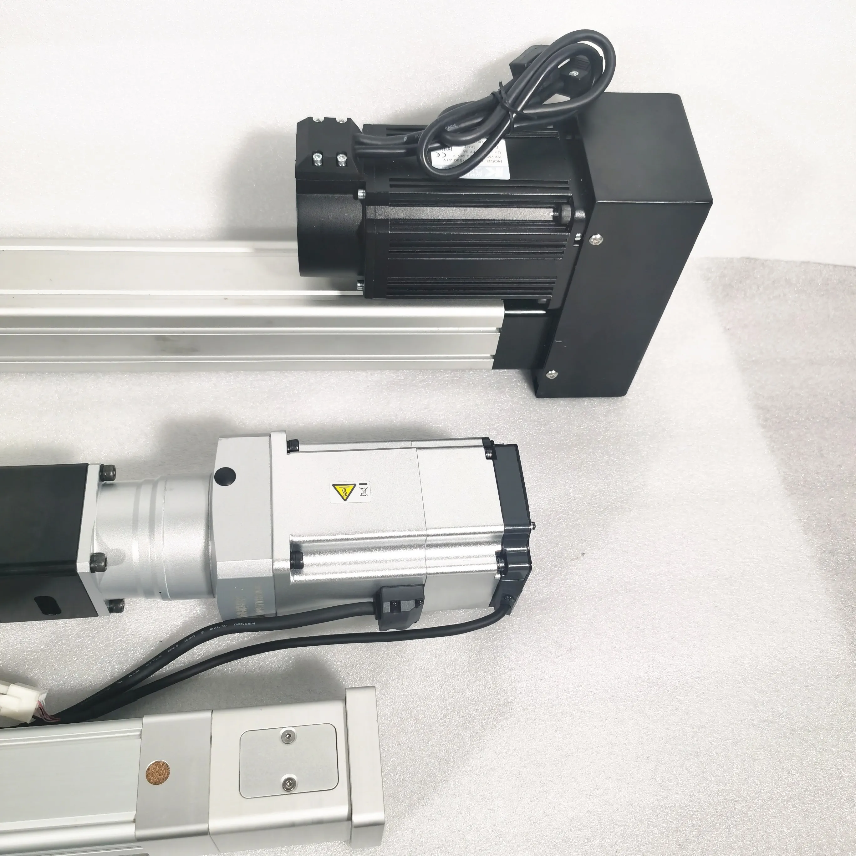 

Linear Cylinder for Servo 100 Kn Electric Servo Cylinder Servo Pneumatic Pump for Cylinder Refilling
