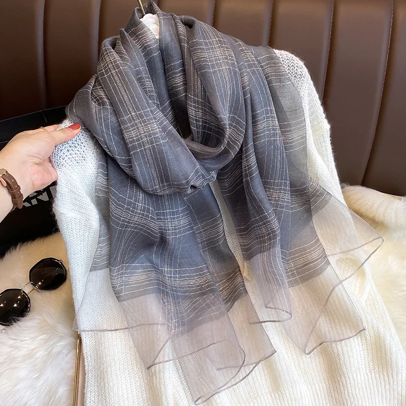 Spring New Korean Style Breathable Lightweight Scarf Women\'s Fashion Temperament Long Shawl Keep Warm Temperament Silk Scarf