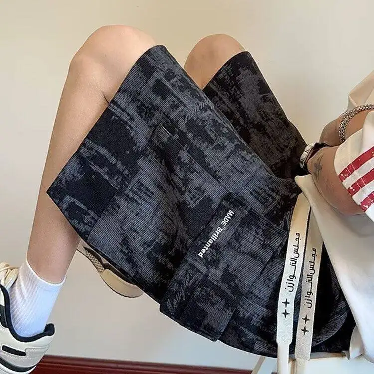 Summer 2026 Men's Casual Loose Fit Dyeing Work Shorts Quick Dry Straight Leg Five-Quarter Pants Youth Vitality Style PVC Fabric
