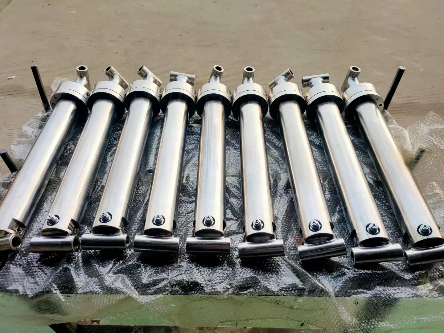 Custom Design Marine Application Hydraulic Cylinder OEM