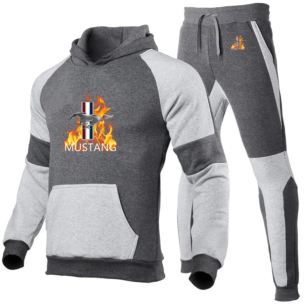 2024 Primavera Autunno Mens Mustang Logo Stampa Pullover Felpe Tuta + Pantaloni sportivi alla moda Set sportivo in cotone patchwork di alta qualità