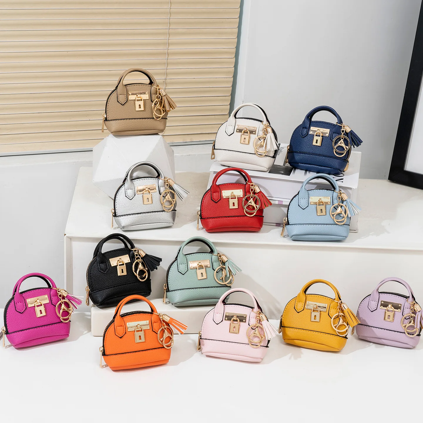 Mini Coin Purse Earbud Case Faux PU Leather Shell Square Storage Pouch Lock Tassel Charm Pendant Light Luxury Bag Charm For Earp