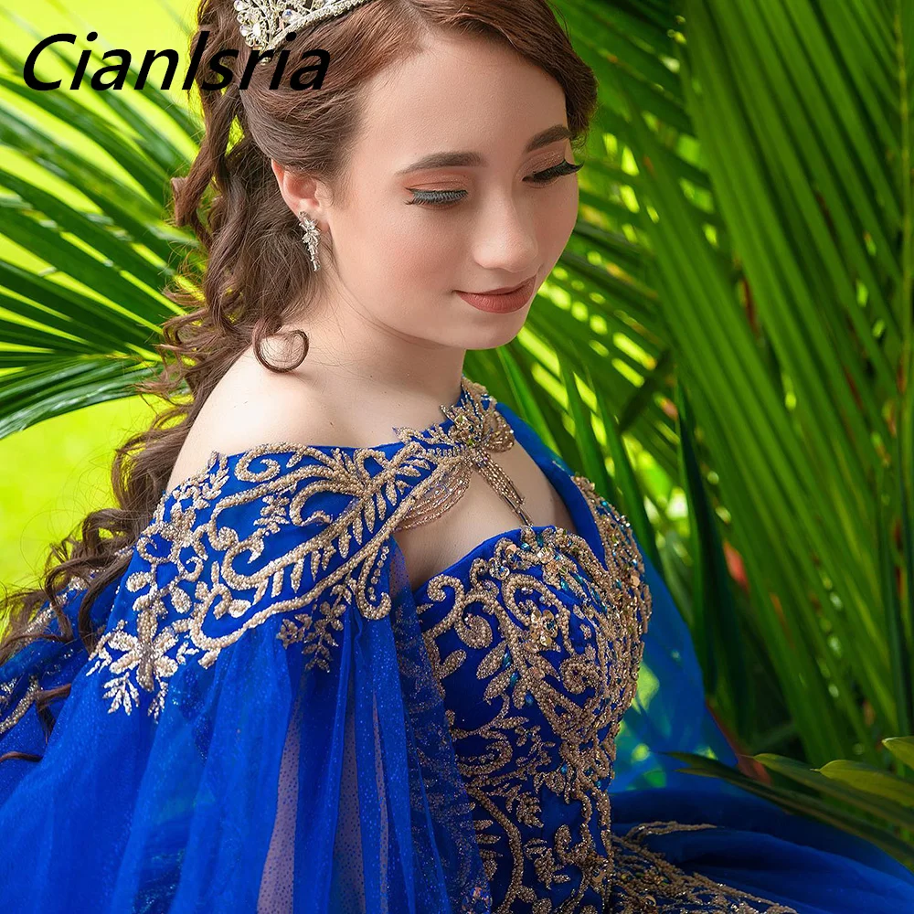 Vestido De baile De quinceañera con cuentas y lentejuelas, azul real, con capa, apliques dorados, corsé De encaje, 15 Años