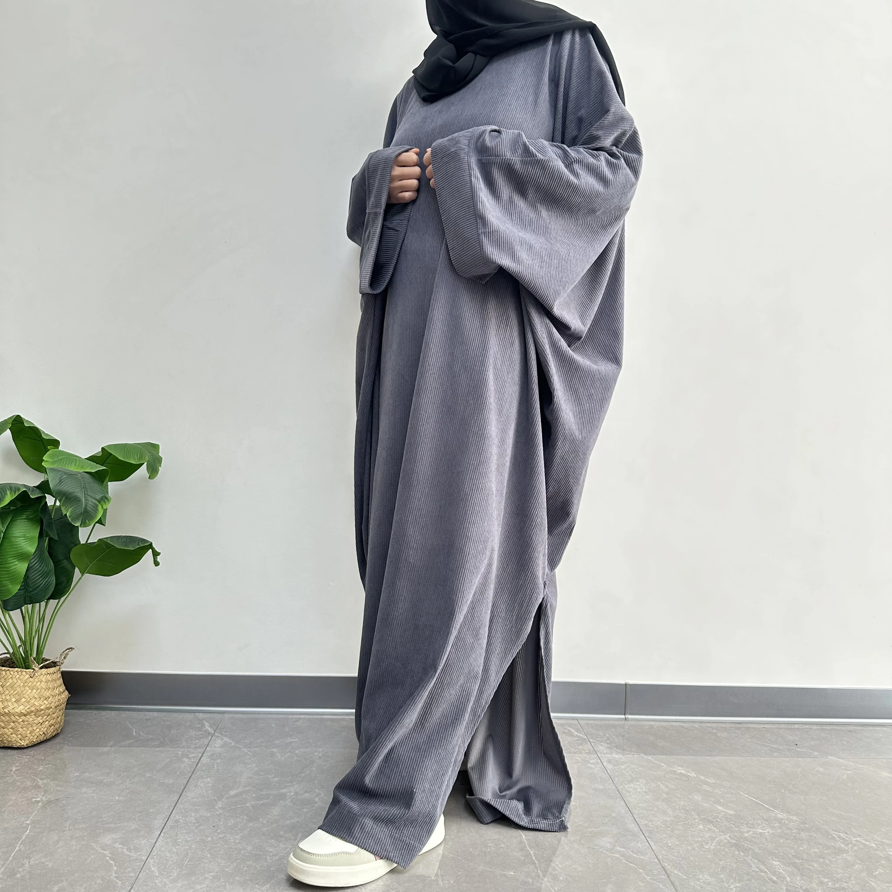 Arabic Women Corduroy Abaya Dress Ramadan Eid Dubai Modest Cardigan Islamic Party Robe Fashion Turkey Winter Warm Coat