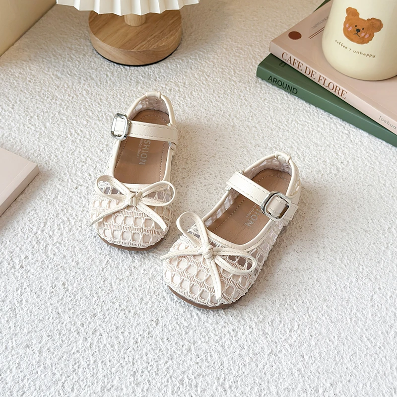 

Новинка 2023 года, детская обувь, плетеные бантики, сандалии принцессы для девочек, очень мягкие и удобные летние любое время