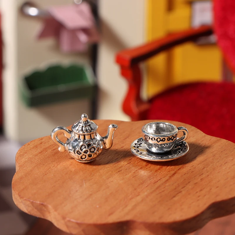 1Set 1:12 Poppenhuis Miniatuur Theepot Kopschotel Metalen Thee Set Eettafel Model Decor Speelgoed Poppenhuis Accessoires
