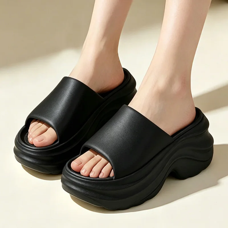 Chunky Plateau-Slipper für Damen – Rutschfeste Indoor- und Outdoor-Sandalen, Strand-Slides aus EVA, rutschfeste offene Sommerschuhe für Zuhause – Detail 3