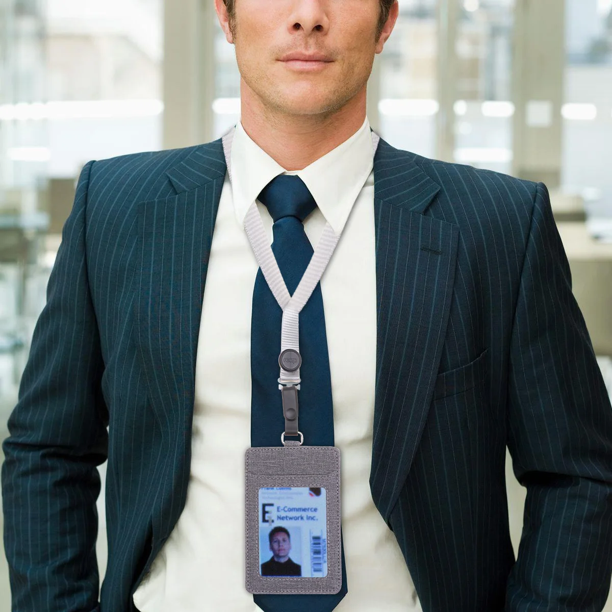 

Cloth Badge Holder Vertical Id Holder Navy Fabric Case for Business Students Nurses Office Use Pass Card Lanyard