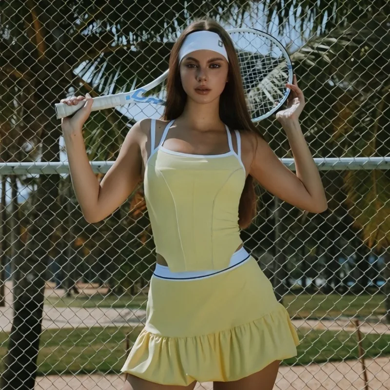 PMWRUN مجموعة تنورة رياضية صيفية للسيدات للياقة البدنية على شكل توليب قابلة للتنفس مناسبة ومريحة ومغرية من الخلف وحمالة صدر متكاملة