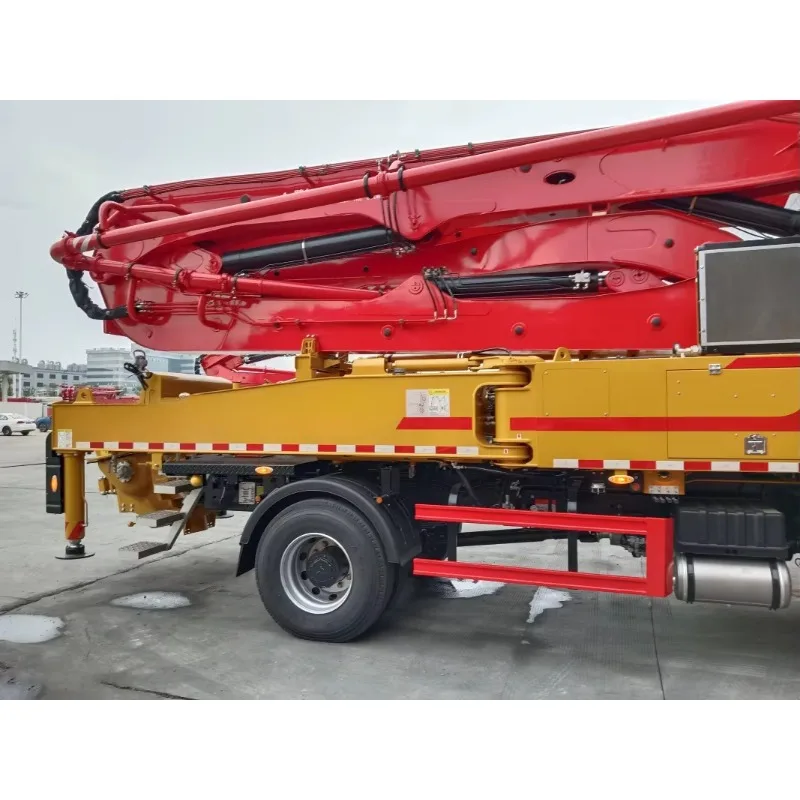Mobile Truck Mounted Concrete Boom Pump Hydraulic Concrete Placing Machine for Industrial Construction Project Sites