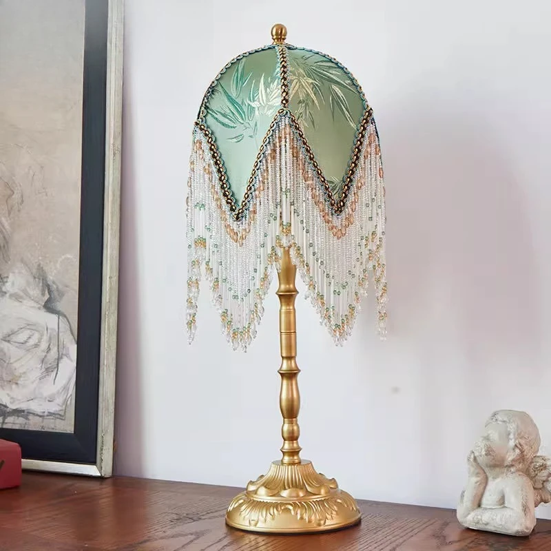

American retro table lamp bedside lamp high-end sense of national style Chinese bedroom living room creative atmosphere lamp