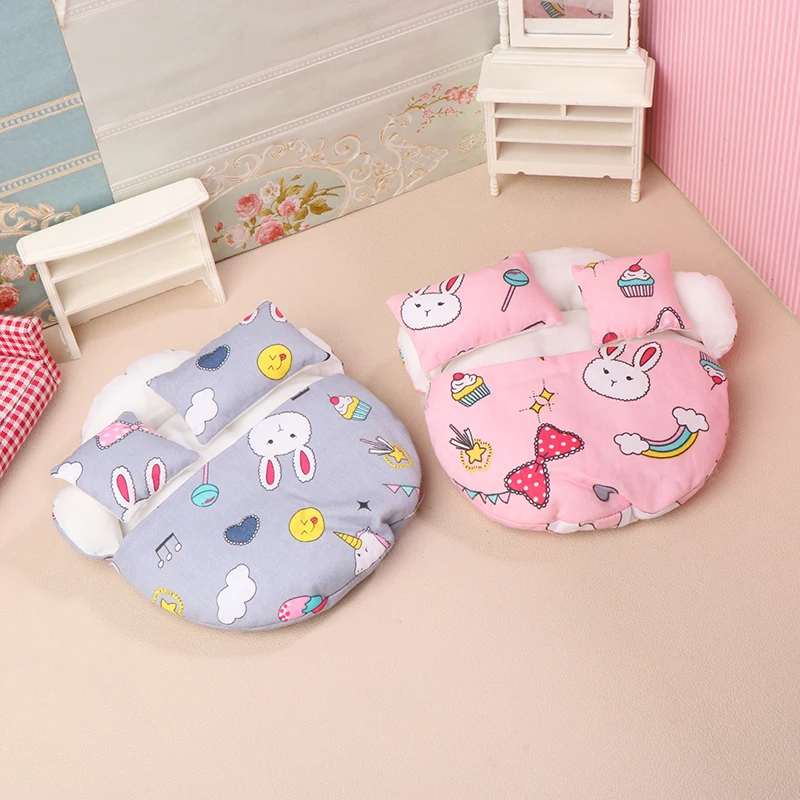 1:12 Doll Miniature Round Sleeping Bag Bed With Two Pillow Dollhouse Bedroom Furniture Accessories Micro Home Scene Decor Props