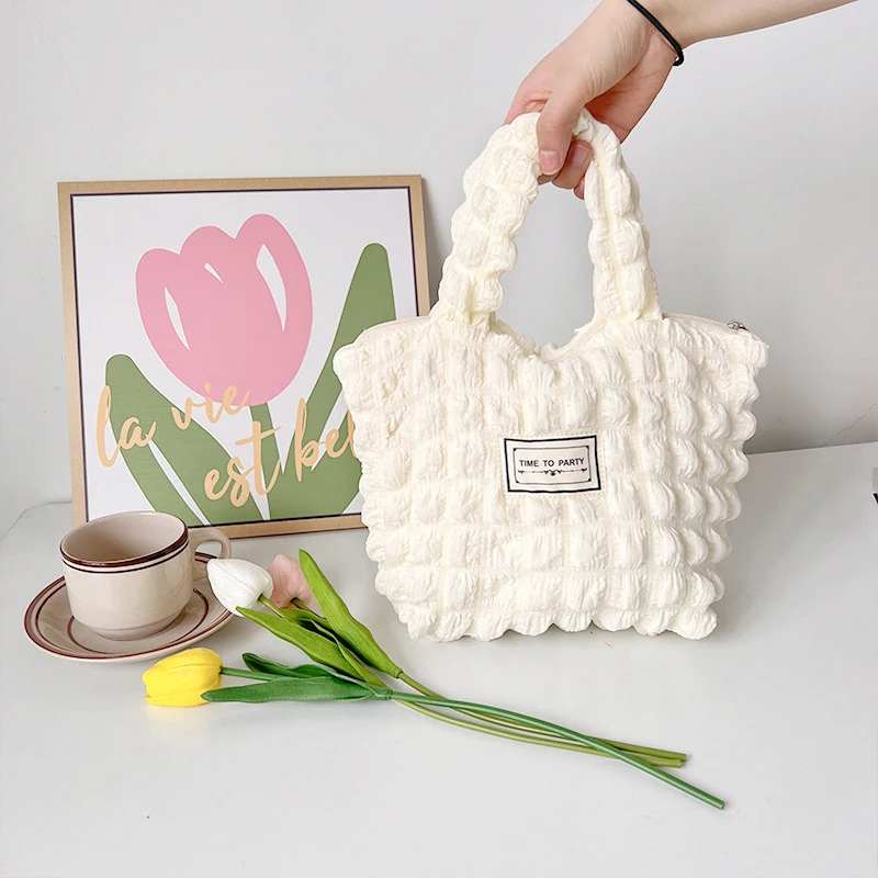 Bolso de hombro de gasa de burbujas de estilo coreano para mujer, bolso de mano de gran capacidad, bolso de corazón de niña de celosía para viaje diario