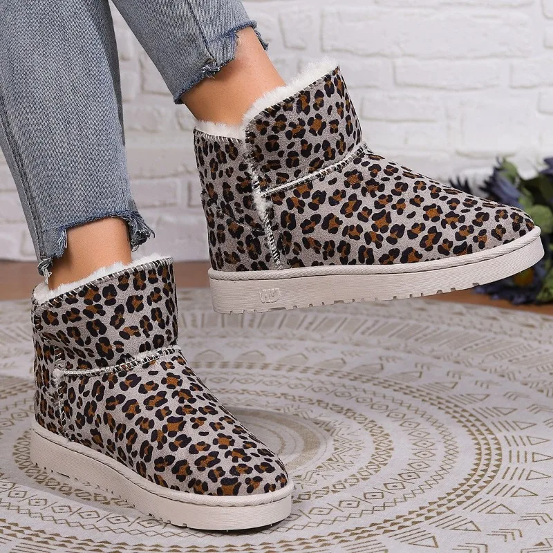

2025 Comfortable and Warm Leopard Print Winter Women's Snow Boots Round Toe Large Size Warm Ankle Hot Fashion 2025 Ladies Boot