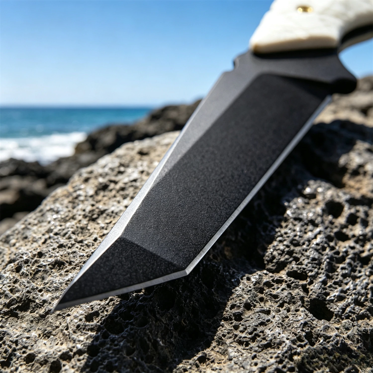 Field-Ready Fixed Blade Knife, D2 Blade, Rugged G10 Handle, Everyday Carry Outdoor Camping Fishing Knives for Men Women