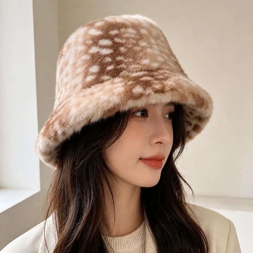 Fashion Deer Patterned Hat and Scarf Set Warm Soft Hat Versatile Cozy Fisherman Hat Autumn Winter