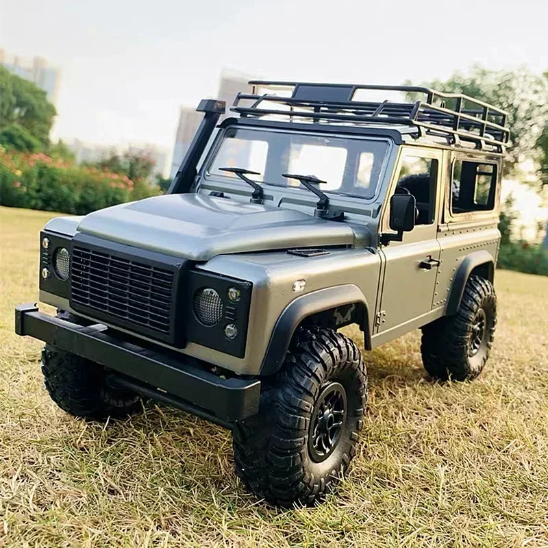 Professional Rc Remote Control Car 1:10 Land Rover Defender Four-wheel Drive High-speed Climbing Off-road Vehicle Model Car Toys