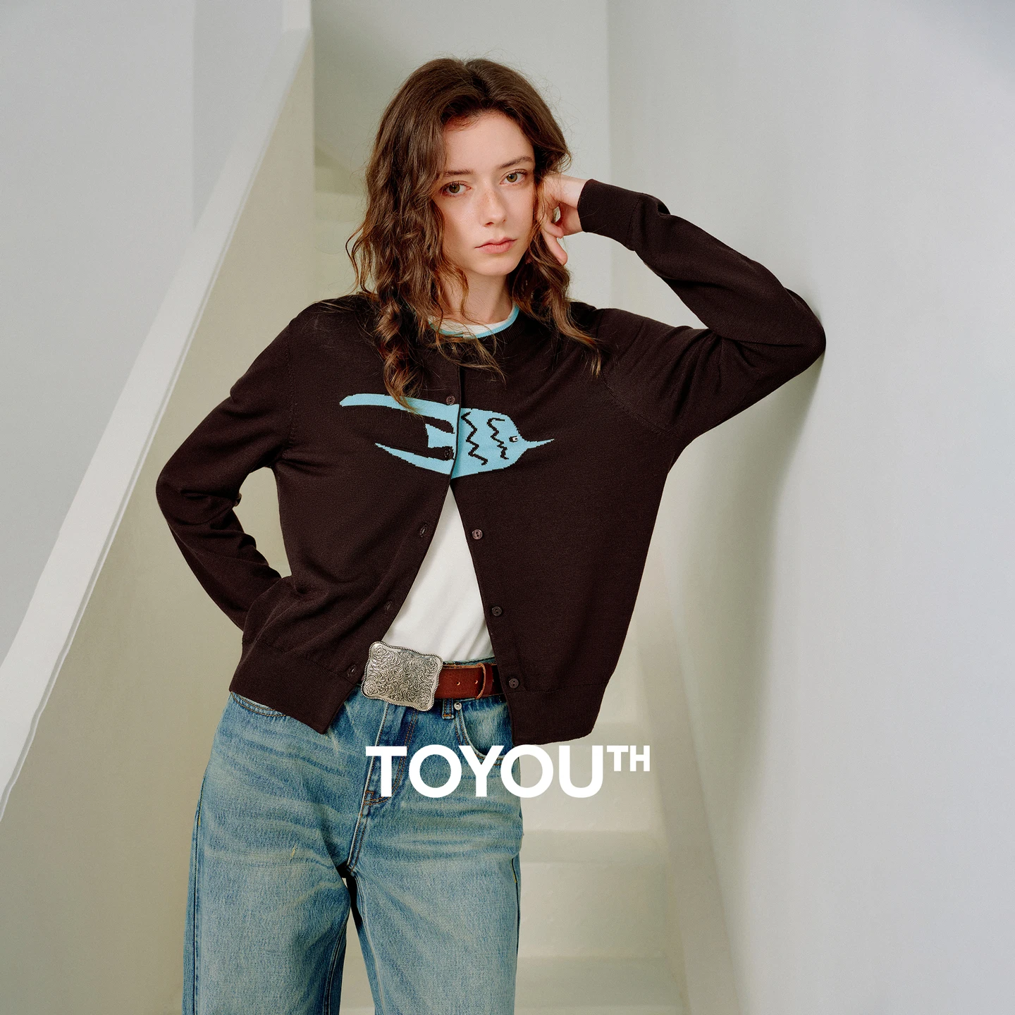 

TOYOUTH женские вязаные 2026, весенний новый кардиган из лиоцелла с круглым вырезом, жаккардовые топы с абстрактной птицей