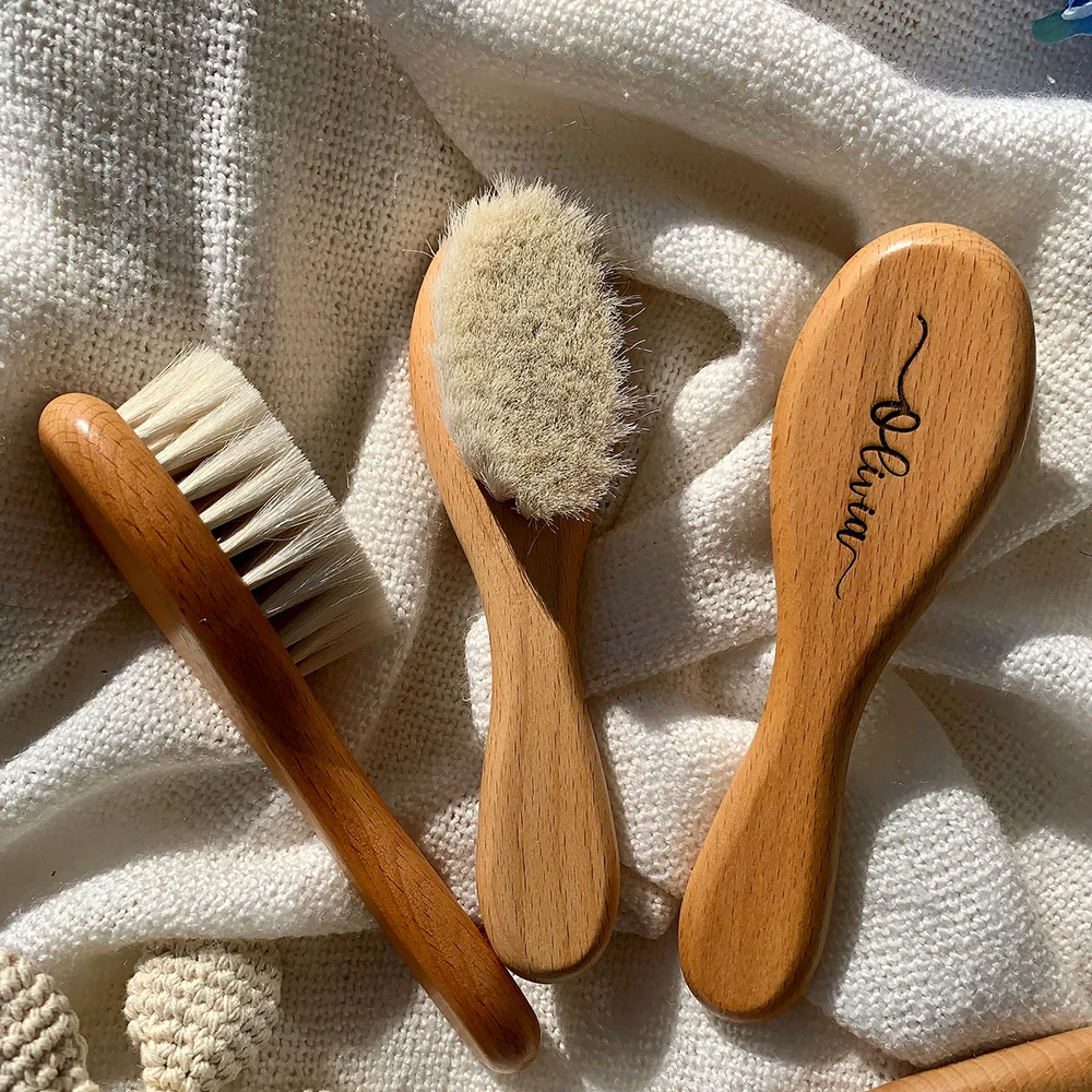

Personalized Wooden Baby Hairbrush Engraved Hair Brush Newborn Keepsake Gift Baby Shower Decoration Supplies Baby Girl Boy Xmas