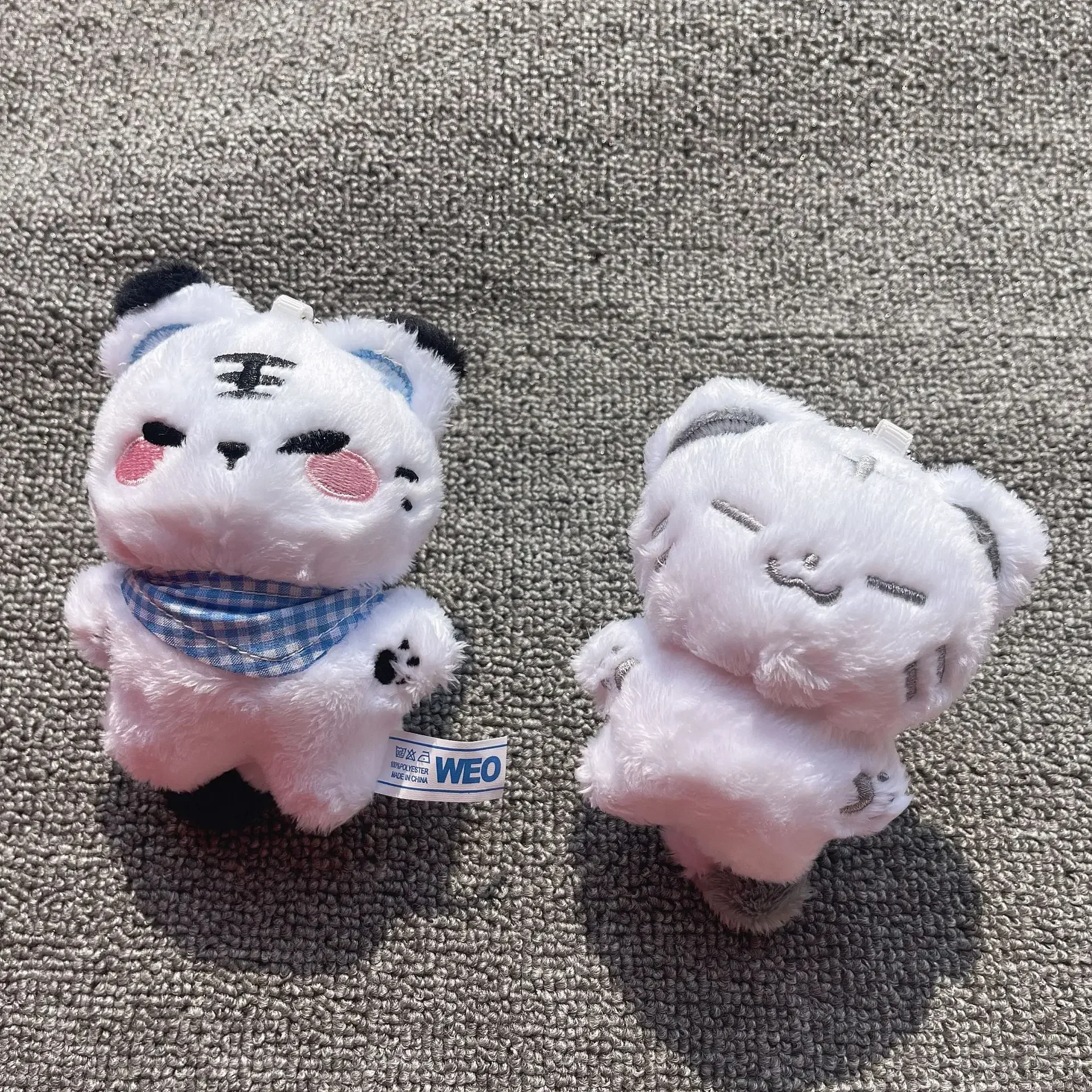 

10cm Kpop Stars Famous Tiger Plush Kawaii Cartoon Animal Stuffed Doll Cute Keychains Bag Pendants Accessories Toy for Kid Fan