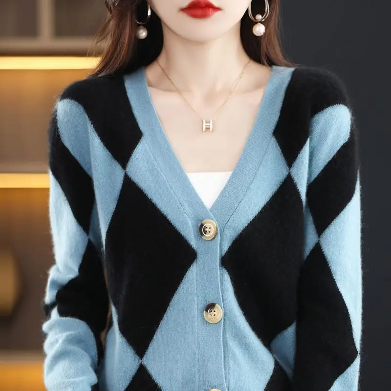 Women\'s Korean Fashion Argyle Contrast Color Soft Elegant Knitted Cardigan Casual V Neck Long Sleeve Loose Outewear Sweater Coat