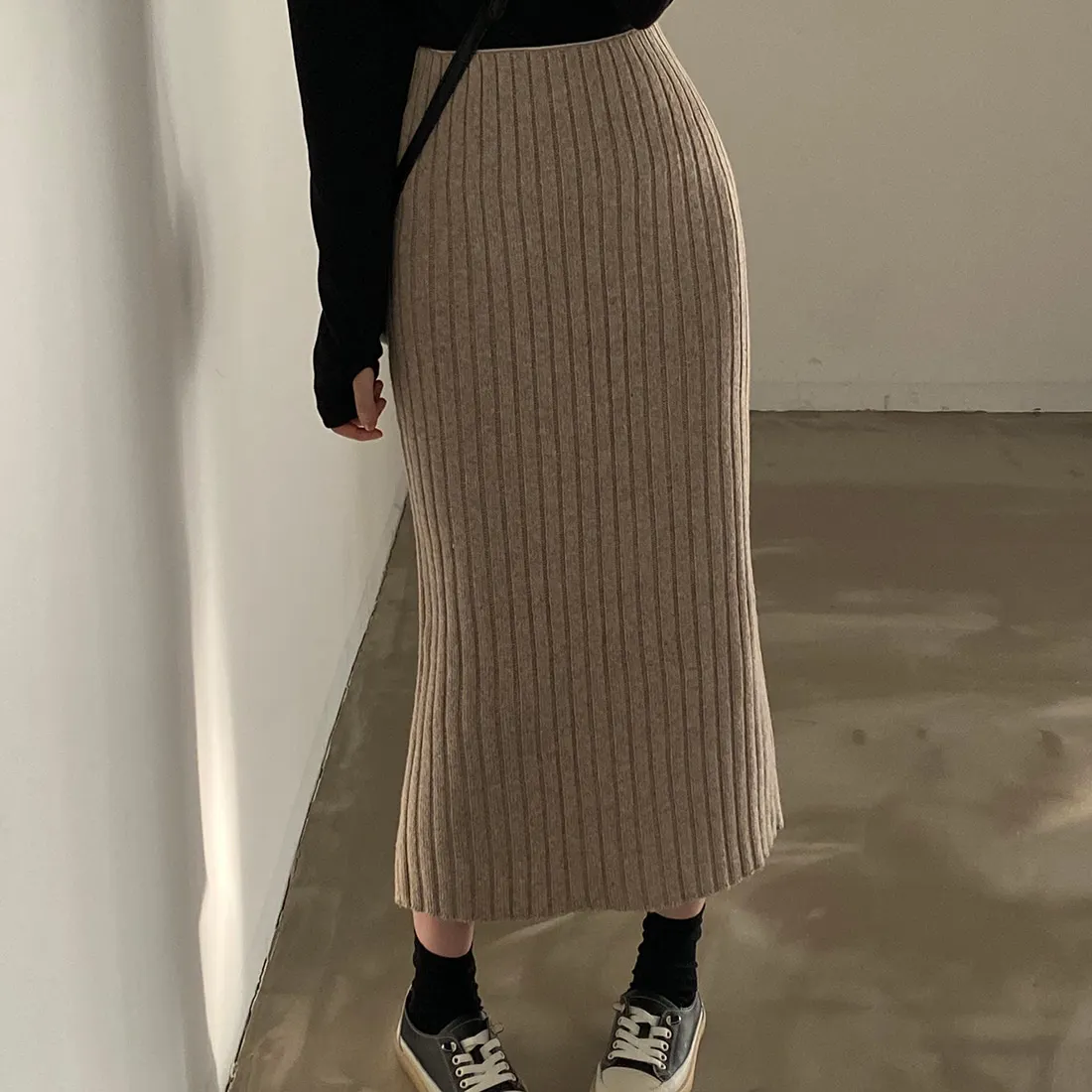 Korean style Versatile pit strip slim high waist hair knitted skirt woman