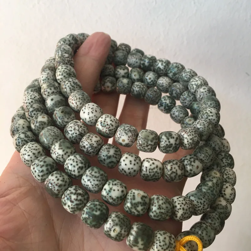 Highly polished natural jadeite star-moon , green-skinned authentic bodhi barrel , 108 beads, Linyu Buddhist bea