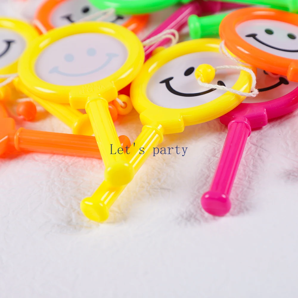 10Pcs Śliczne Mini plastikowe dzwoneczki Grzechotka Bęben Instrument Zabawki dla dzieci Urodziny Party Favors Baby Shower Gifts Pinata Goodie Bag — zdjęcie 5