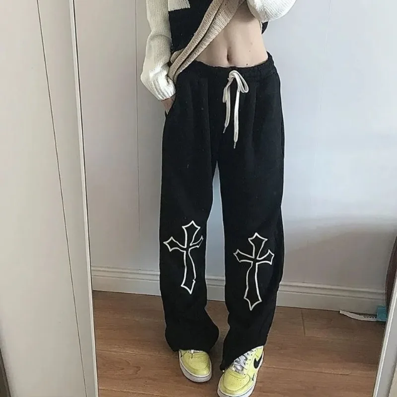 

QWEEK Black Vintage Women's Sweatpants Fleeced Y2k Harajuku Casual Brushed Pants Korean Streetwear Fashion Baggy Trousers Winter