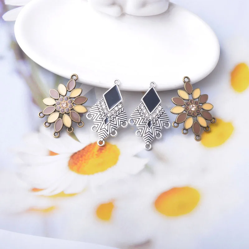 10 Stück Ohrring-Verbinder, 5-Loch-Geometrie-Verbinder, Anhänger aus Legierung, goldene Blume, DIY-Schmuckdekoration – Detail 3