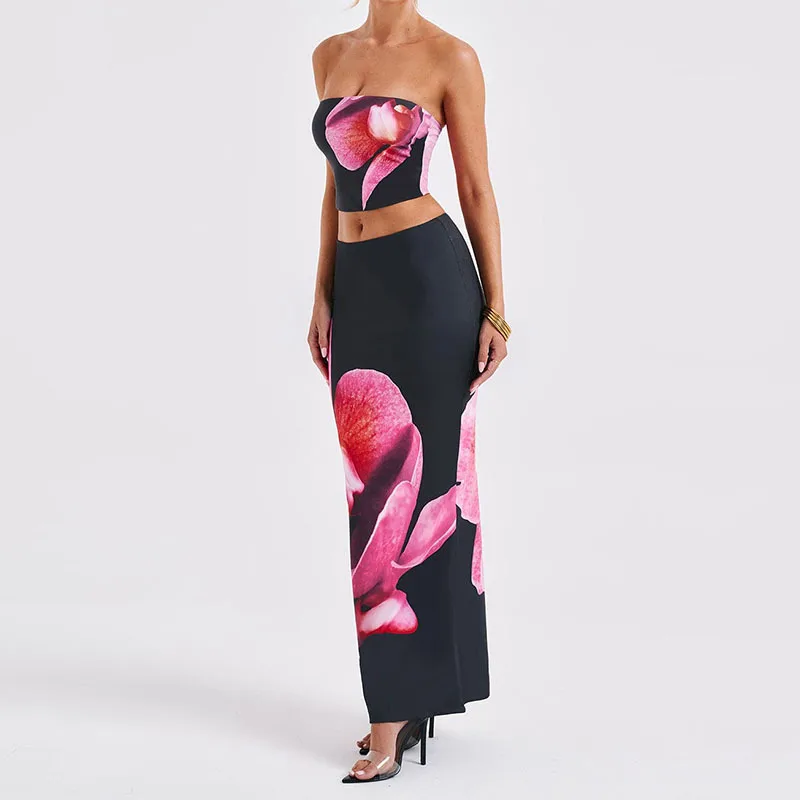 

2025 Summer Two Piece Set Color Contrasting Sleeveless Slant Shoulder Printed Shrink Fold Sexy Tank Top and Long skirt