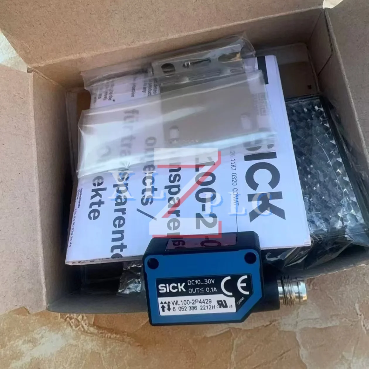 WL100-2P4429 WL12L-2B520 광전 스위치 새로운 원본